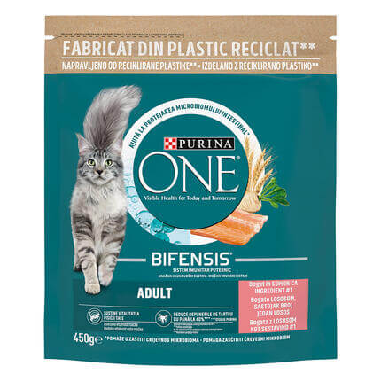 Purina ONE ADULT за котки в зряла възраст сьомга и пшеница