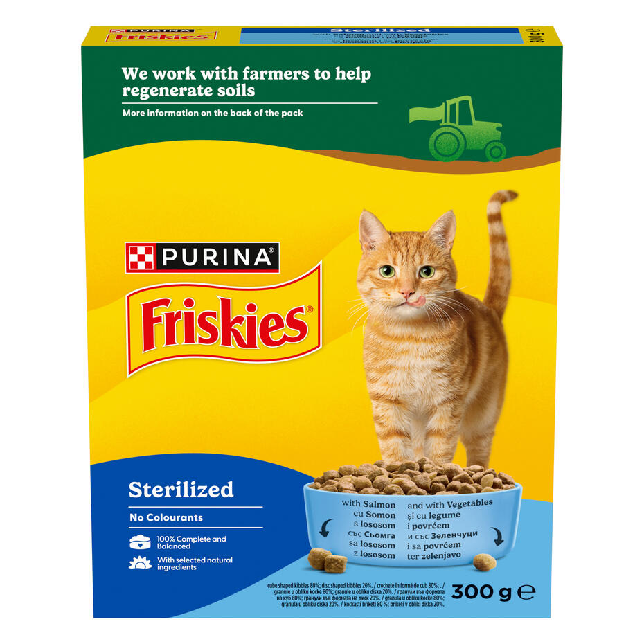 Purina Friskies® Sterilized суха храна за котки в зряла възраст със сьомга и зеленчуци 300g